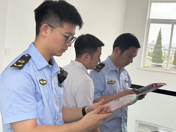 南京市六合区市场监管局以“三严”举措筑牢肉类产品安全防线