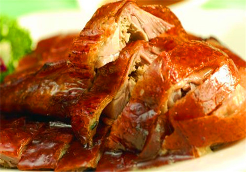 恒鑫生活：公司PHA淋膜纸制品主要应用于一次性餐饮具领域如纸杯、餐盒等其不仅可实现工业堆肥更在家庭堆肥和海洋降解方面具备独特优势