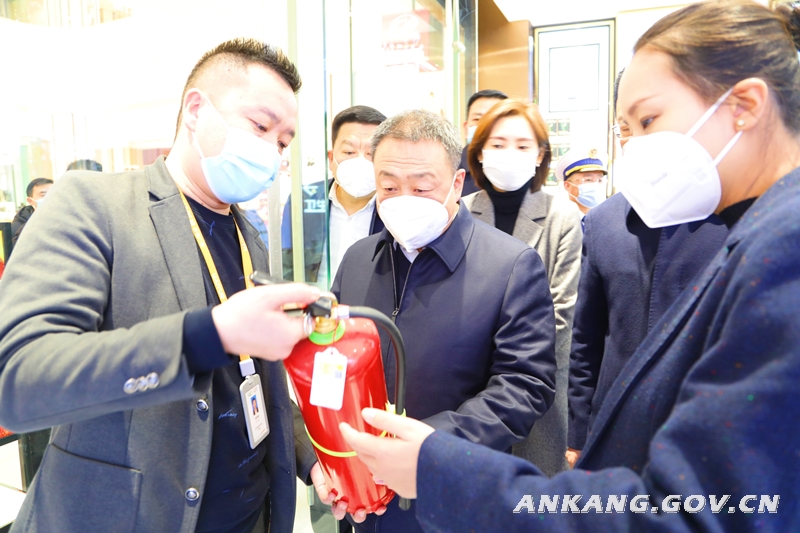 健全责任体系推动《黑龙江省食品安全条例》落地见效