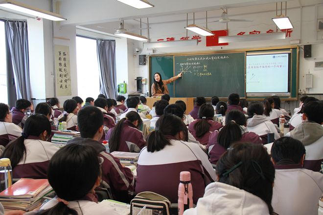 太原市第二外国语学校：专家引领明方向深耕课堂促提升(图7)