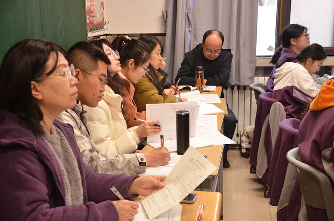 太原市第二外国语学校：专家引领明方向深耕课堂促提升(图14)