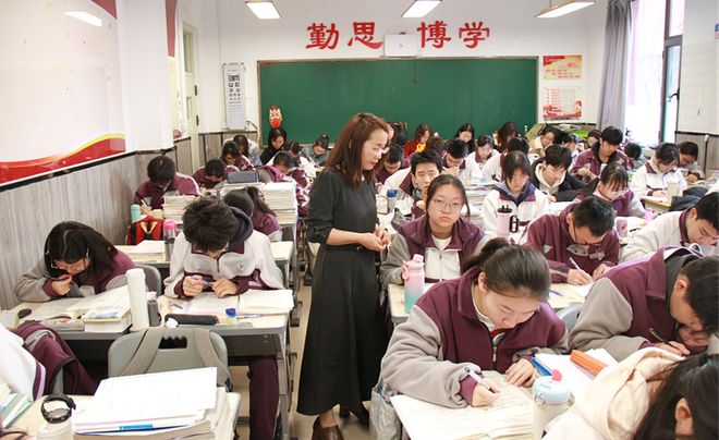 太原市第二外国语学校：专家引领明方向深耕课堂促提升(图25)