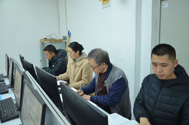 太原市第二外国语学校：专家引领明方向深耕课堂促提升(图38)