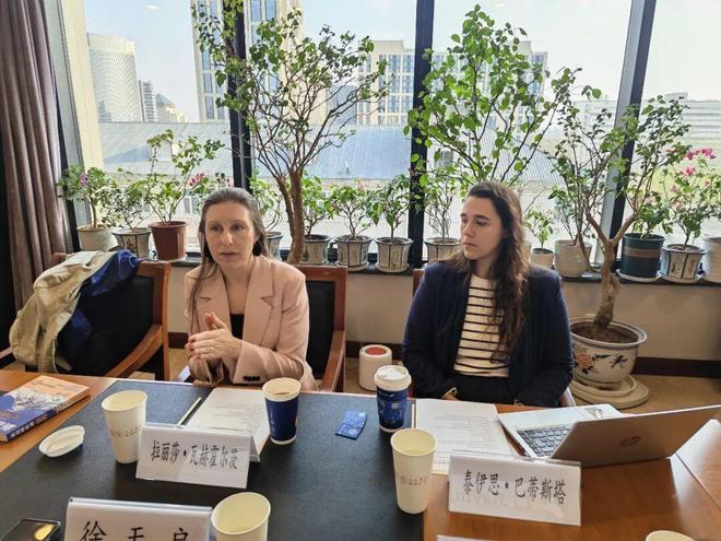 巴西顶尖智库到访人大重阳(图2)
